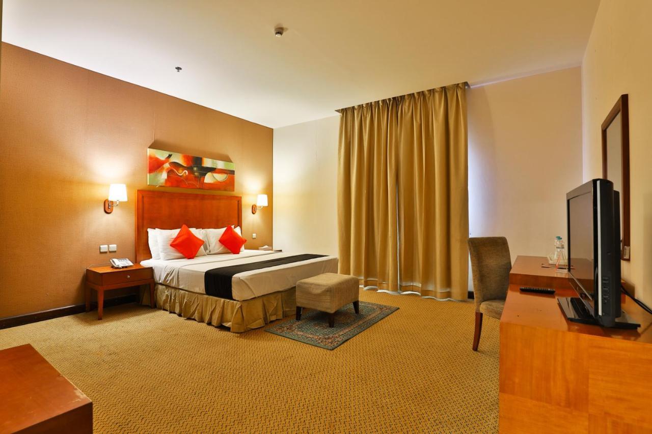 مينا بلازا الطائف Mena Plaza Taif Hotel Exterior foto